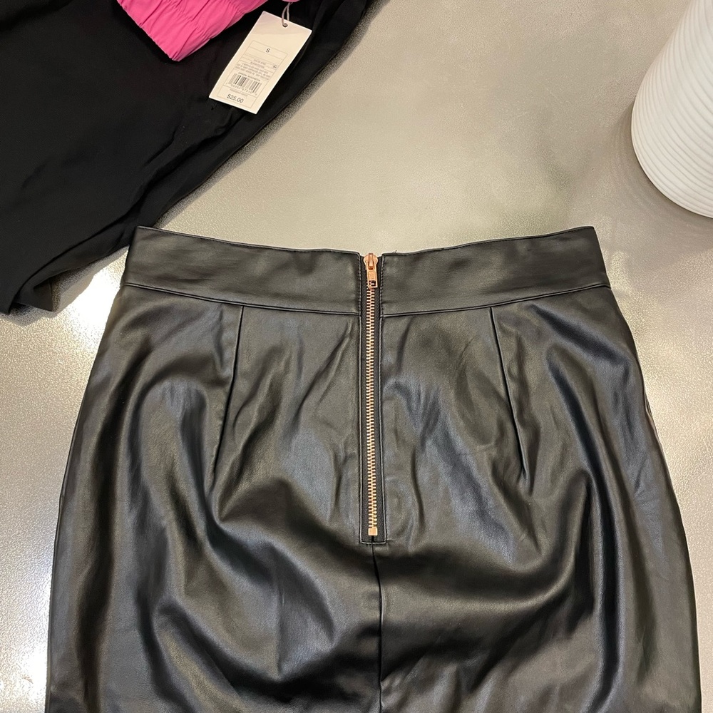 Size Small Bundle - image 4